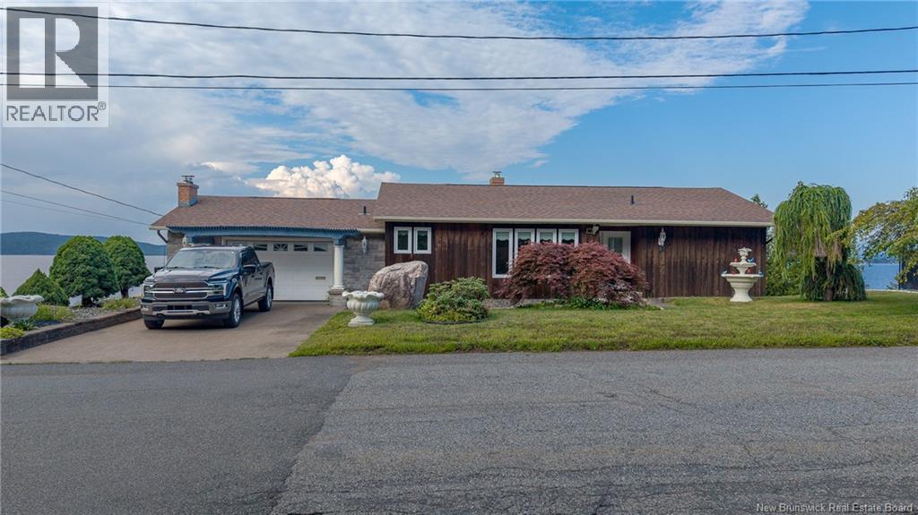 127 Bay Crescent Drive - 2