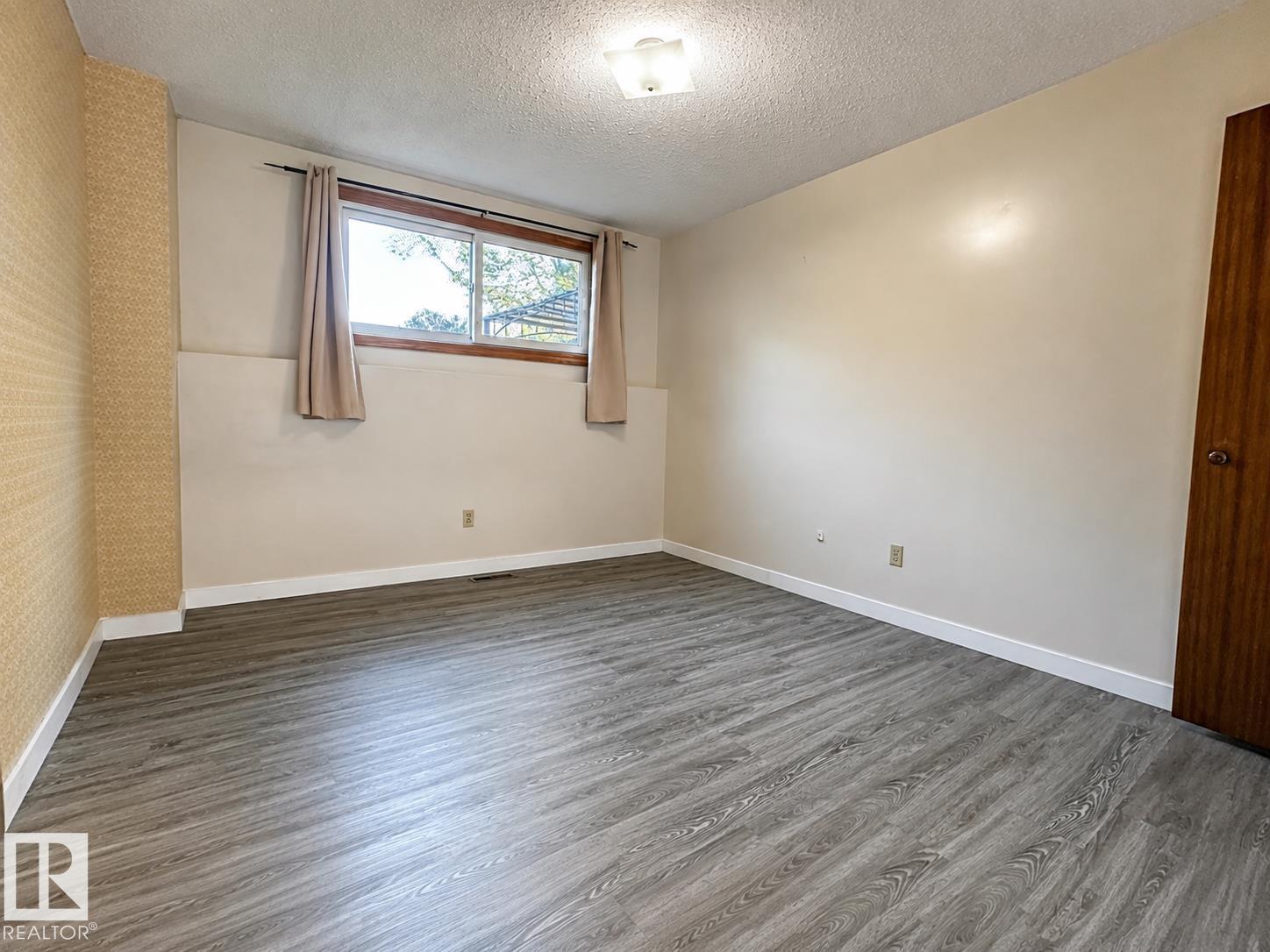 13110 31 ST NW - Image 17
