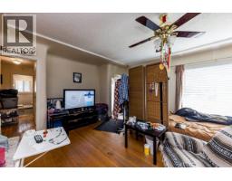 911 Sperling Avenue, Burnaby, BC V5B4H7 Photo 7