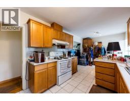 911 Sperling Avenue, Burnaby, BC V5B4H7 Photo 6