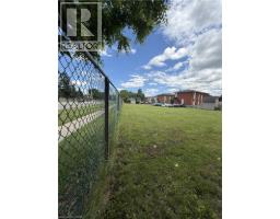 26 Carnaby Crescent, Kitchener, ON N2A1M7 Photo 11