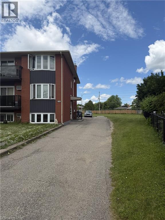 26 CARNABY Crescent - Image 3