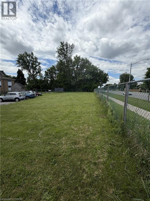 26 CARNABY Crescent - Image 5