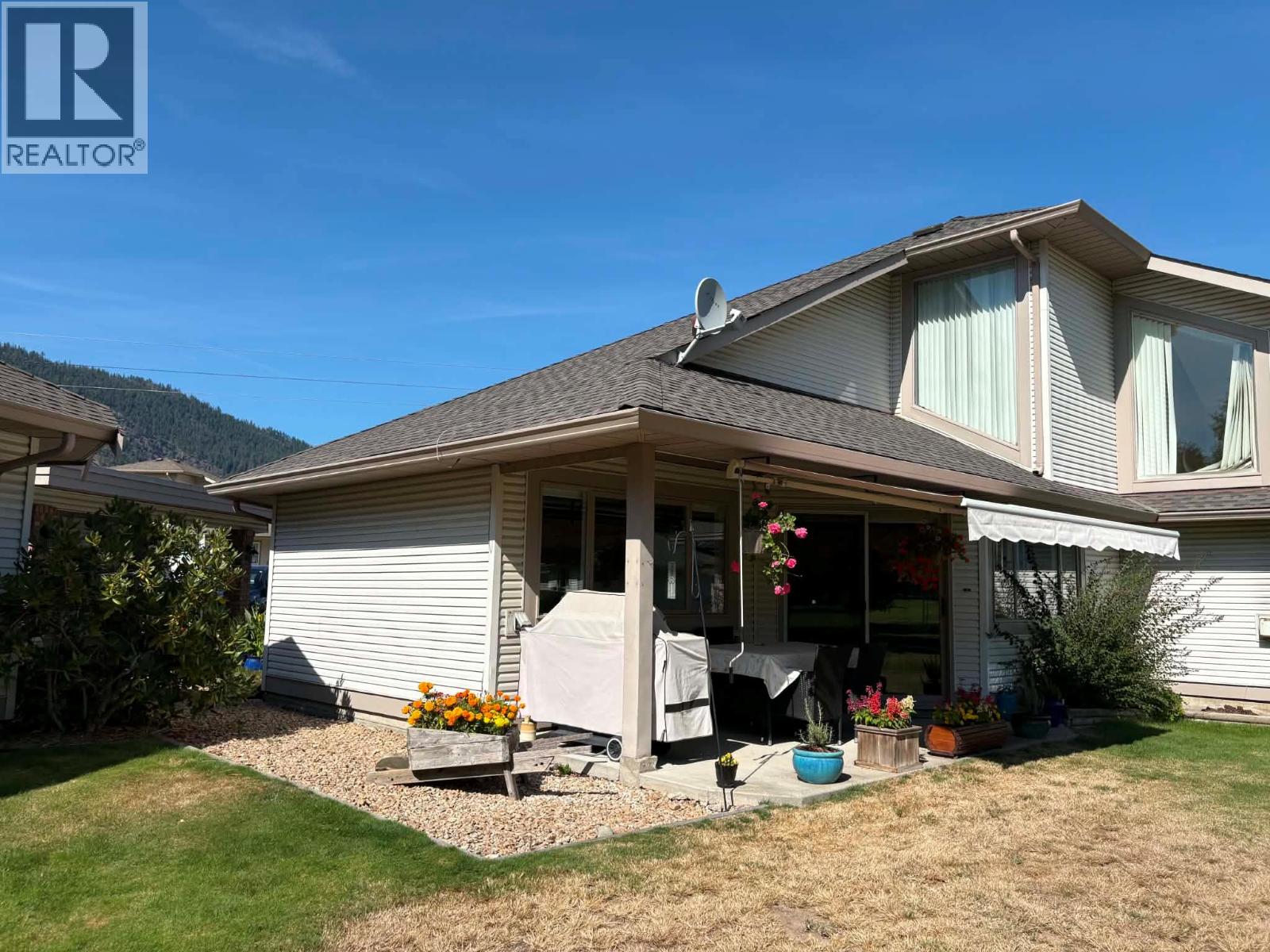 #2 312 Arbutus Street - 54