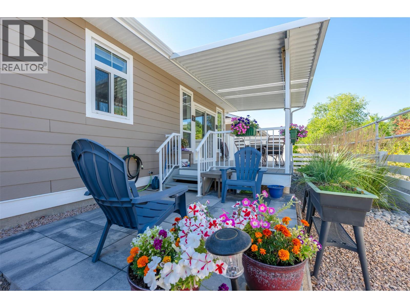 #24 351 Warren Avenue W - 4