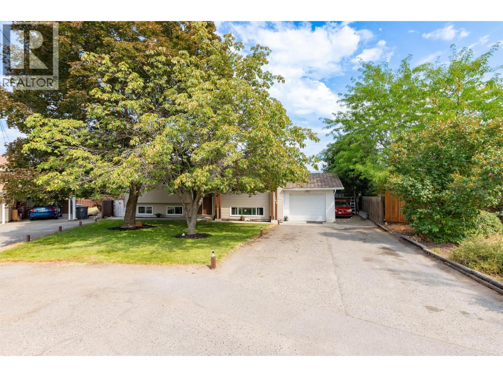 160 Leo Road - 52