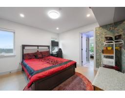 952 Parker Street, White Rock, BC V4B4R4 Photo 20