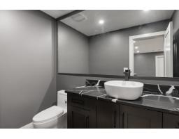 952 Parker Street, White Rock, BC V4B4R4 Photo 32