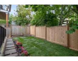 952 Parker Street, White Rock, BC V4B4R4 Photo 36