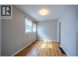 Dining room - 82 Salisbury Avenue, Brantford, ON N3S1N2 Photo 9