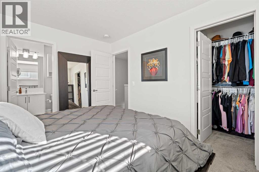 #108 75 Evanscrest Common NW - 18