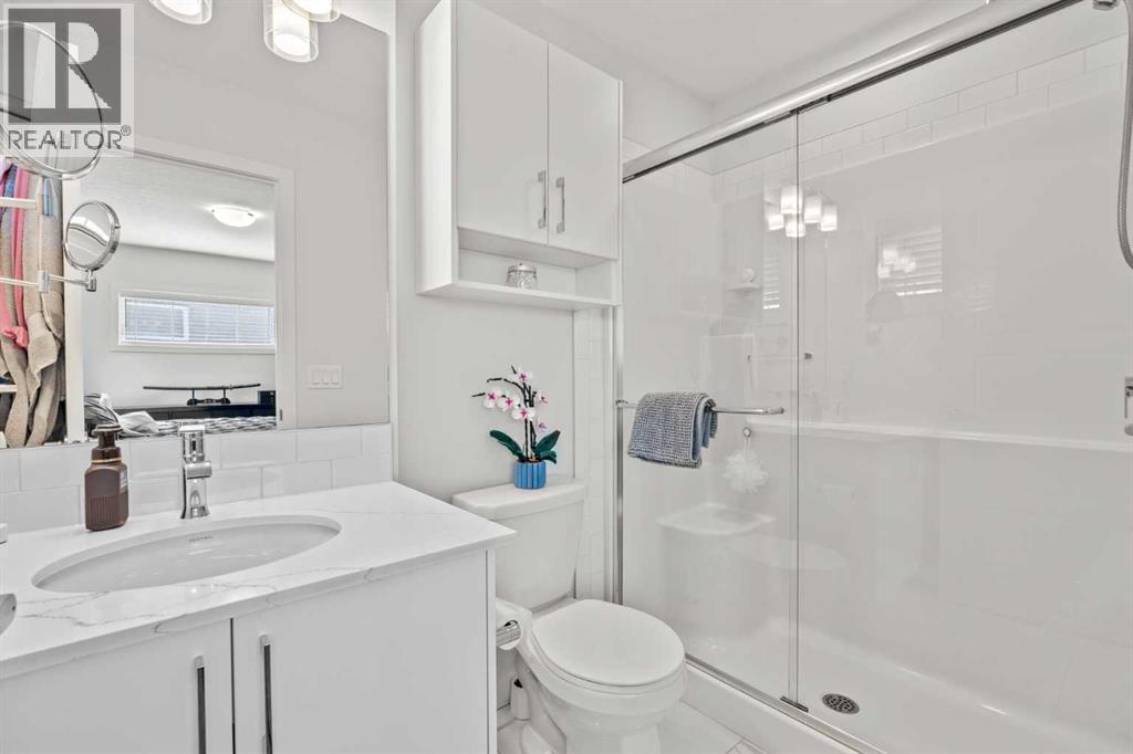 #108 75 Evanscrest Common NW - 19