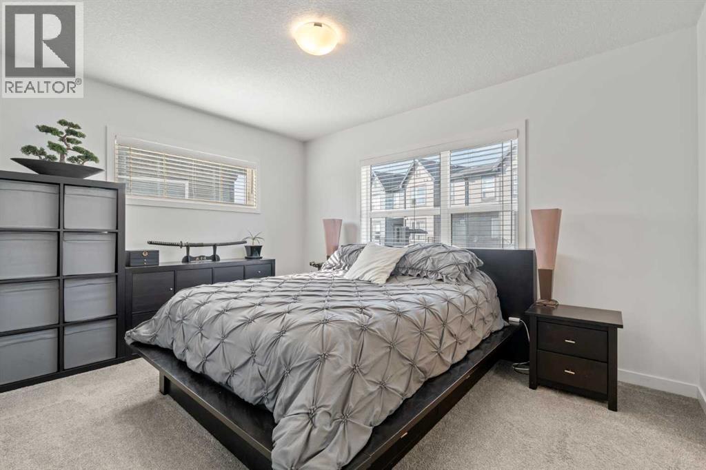 #108 75 Evanscrest Common NW - 21