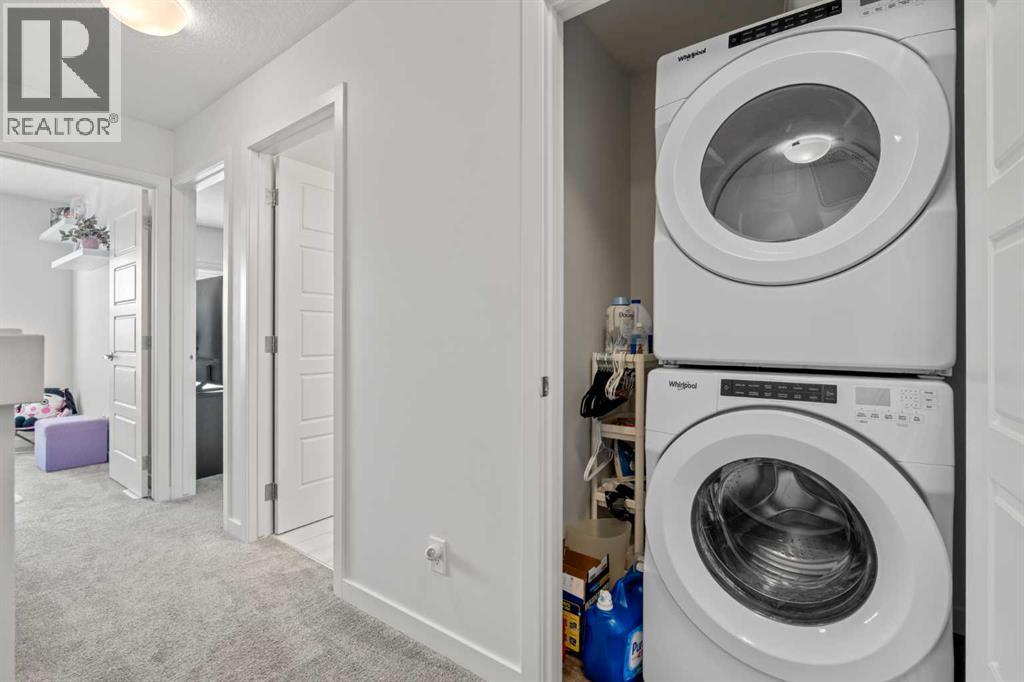 #108 75 Evanscrest Common NW - 25