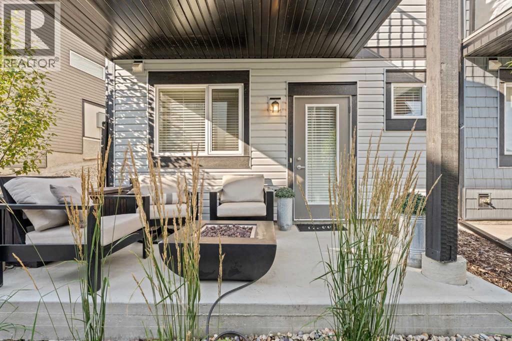 #108 75 Evanscrest Common NW - 42