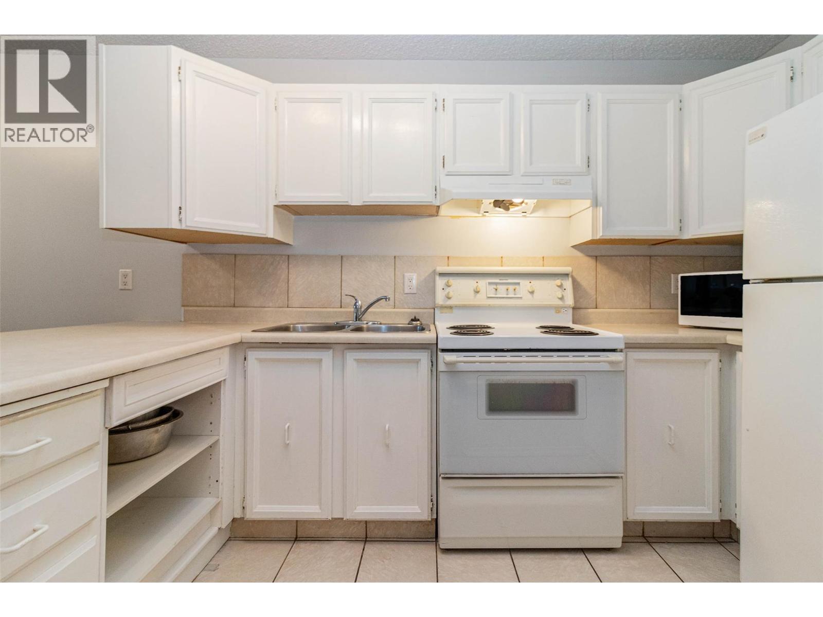 110 1685 Ufton Court, Kelowna
