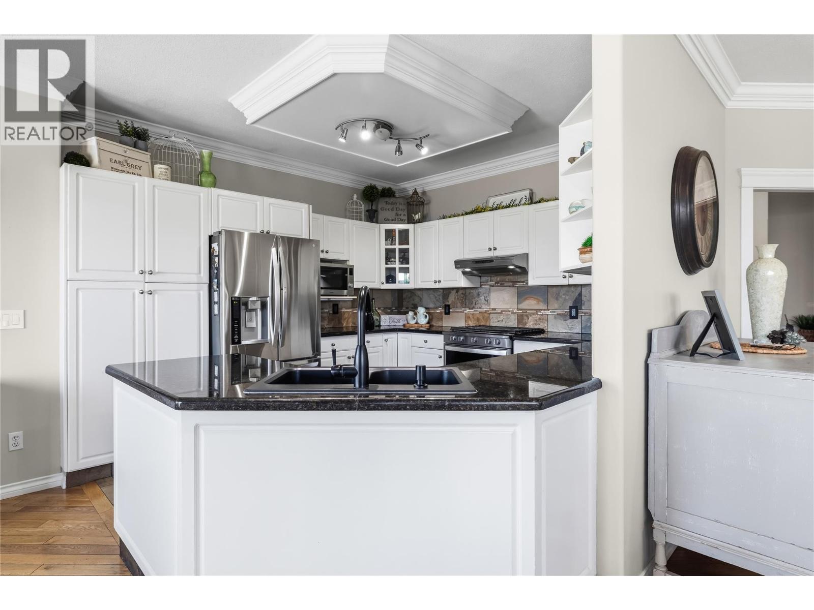  825 Toovey Road, Kelowna