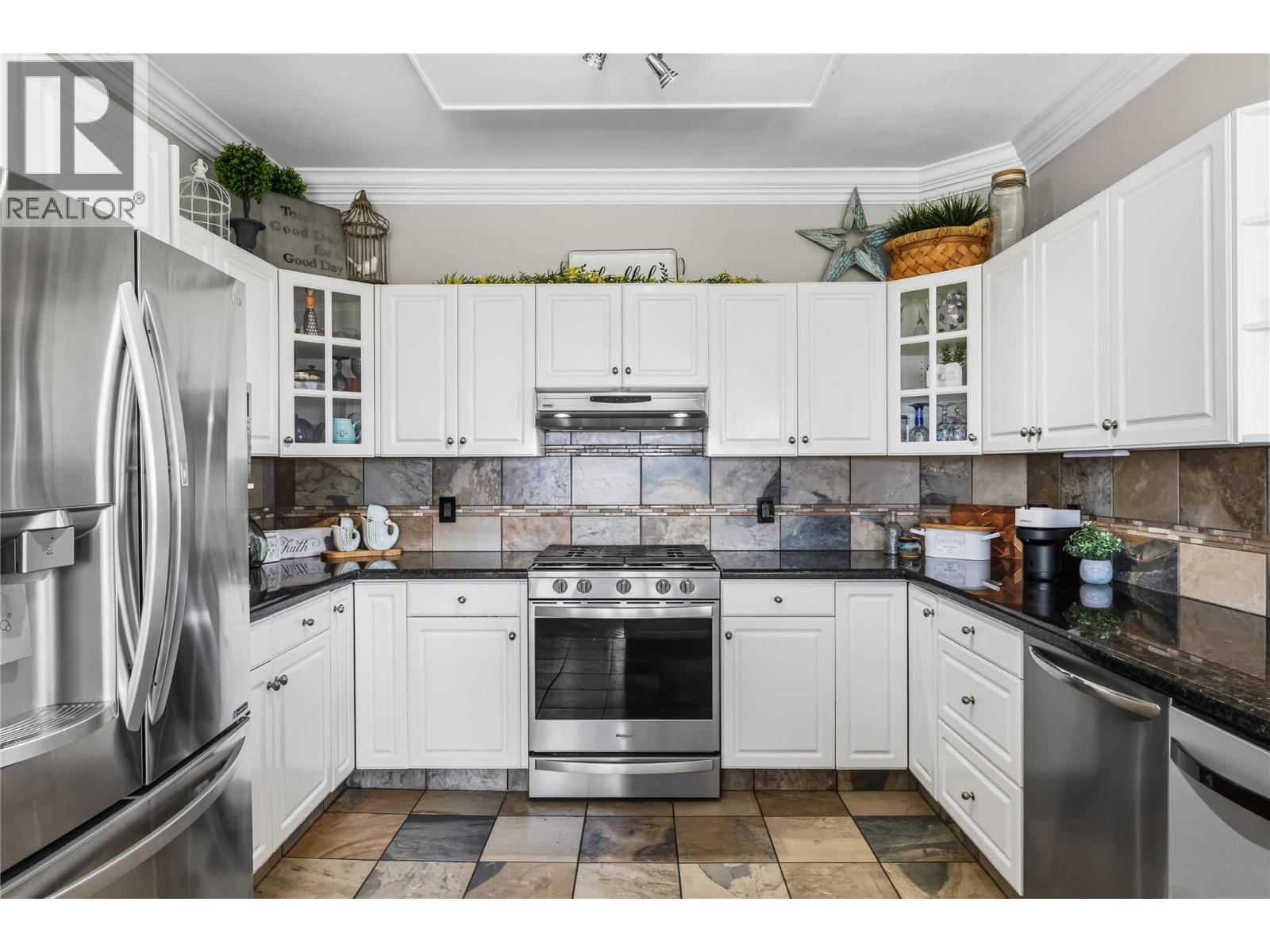  825 Toovey Road, Kelowna