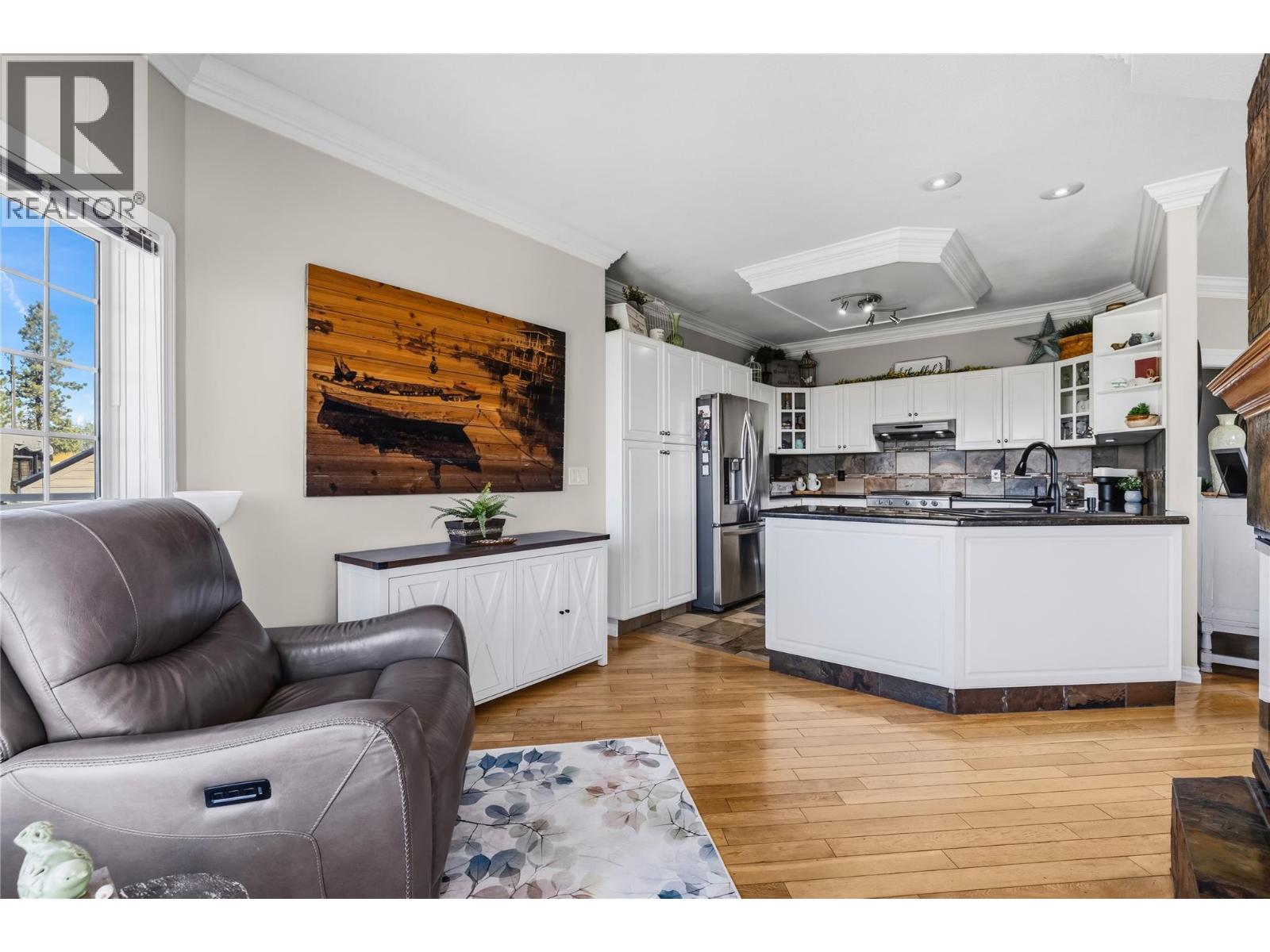  825 Toovey Road, Kelowna