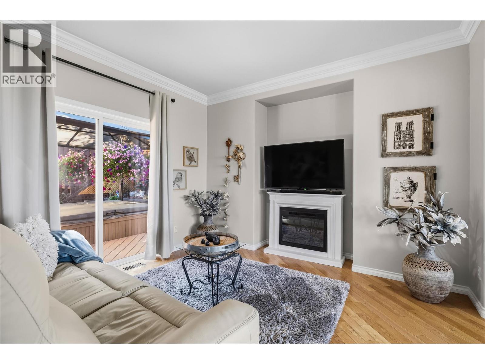  825 Toovey Road, Kelowna