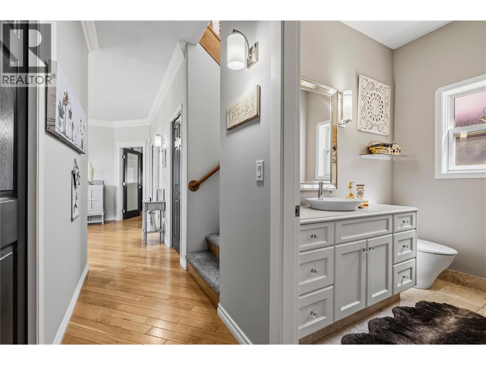  825 Toovey Road, Kelowna
