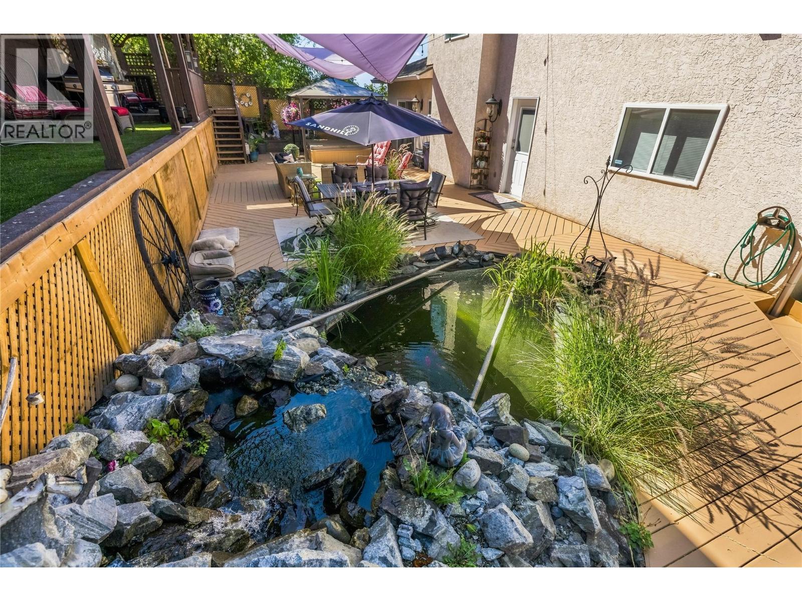  825 Toovey Road, Kelowna