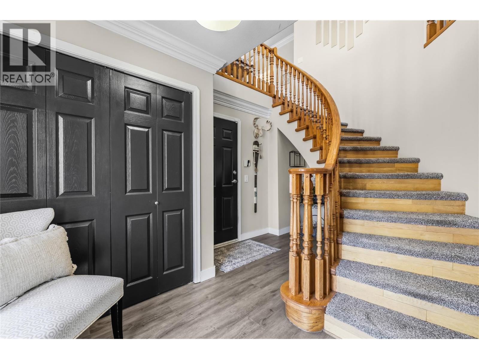  825 Toovey Road, Kelowna