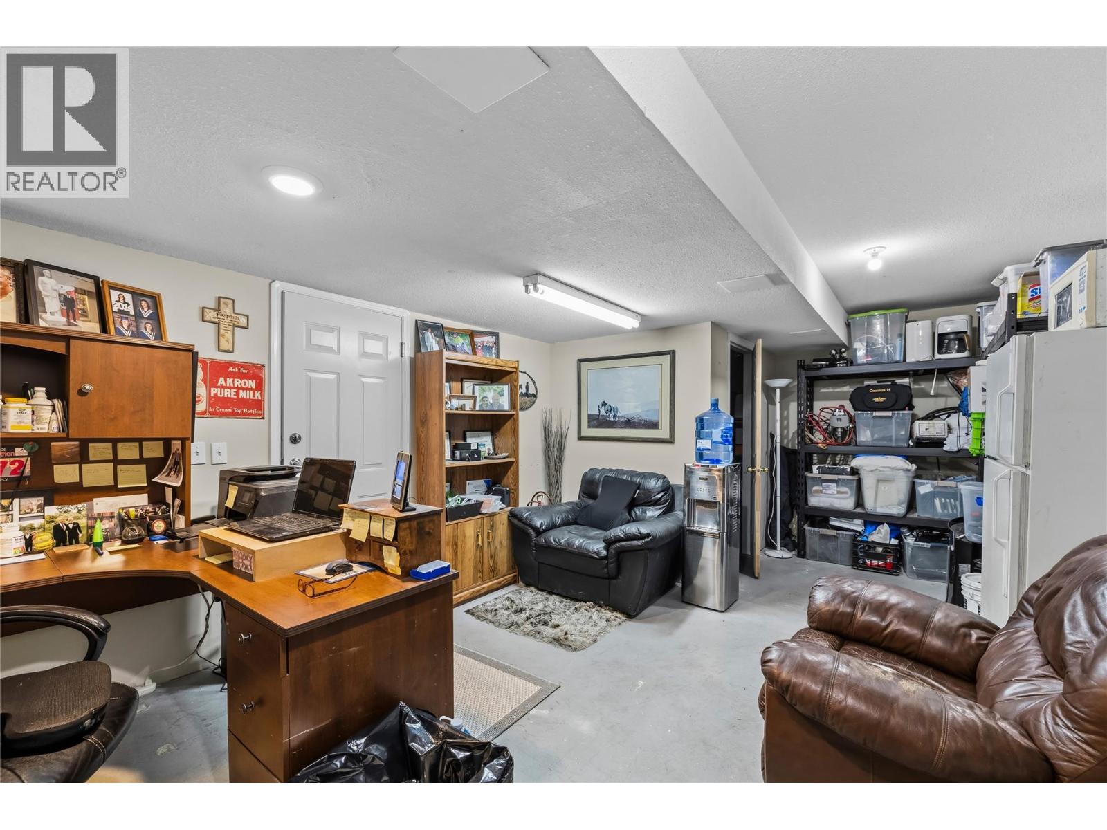  825 Toovey Road, Kelowna
