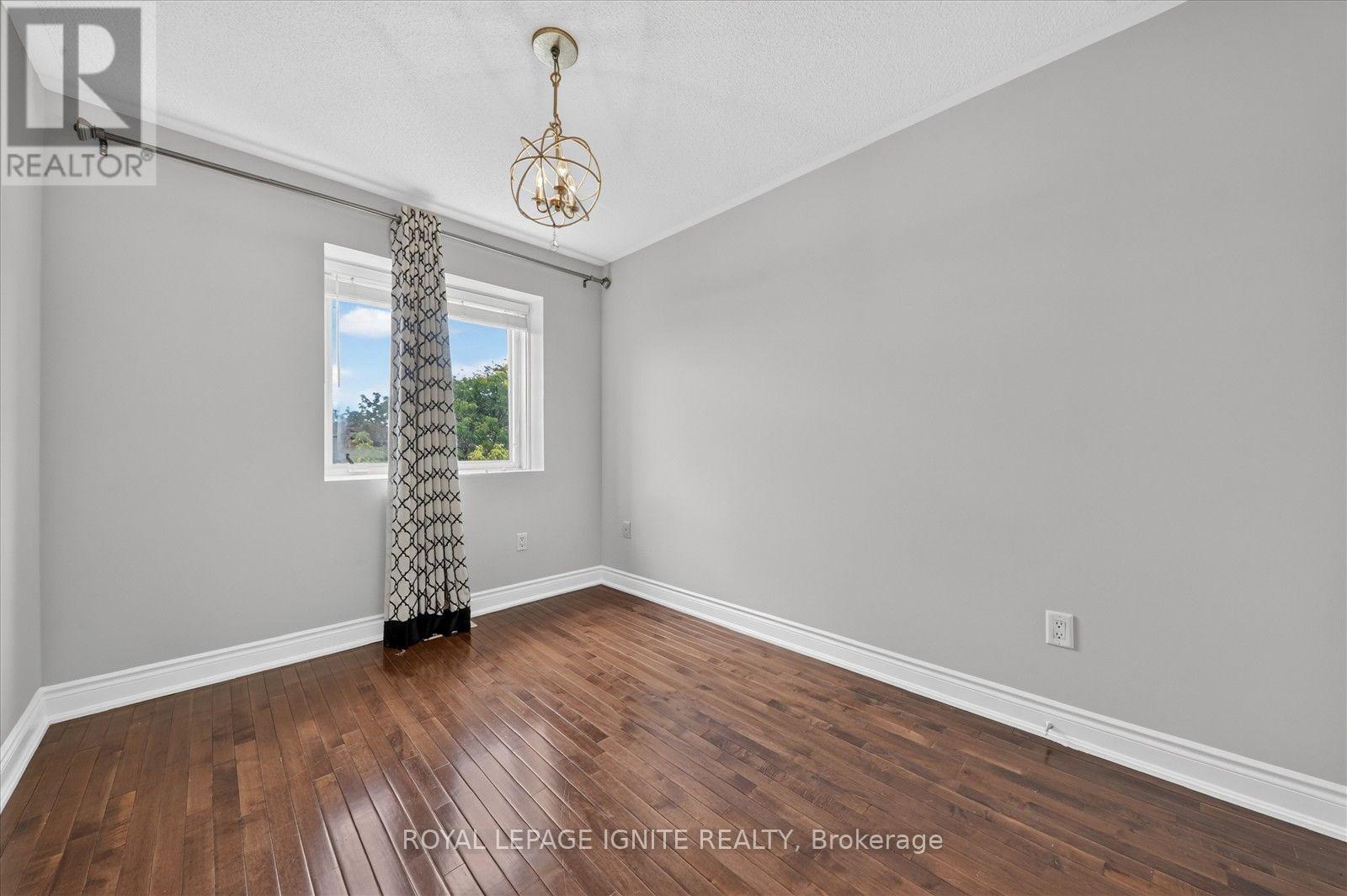 #9 8032 KIPLING AVENUE - 29