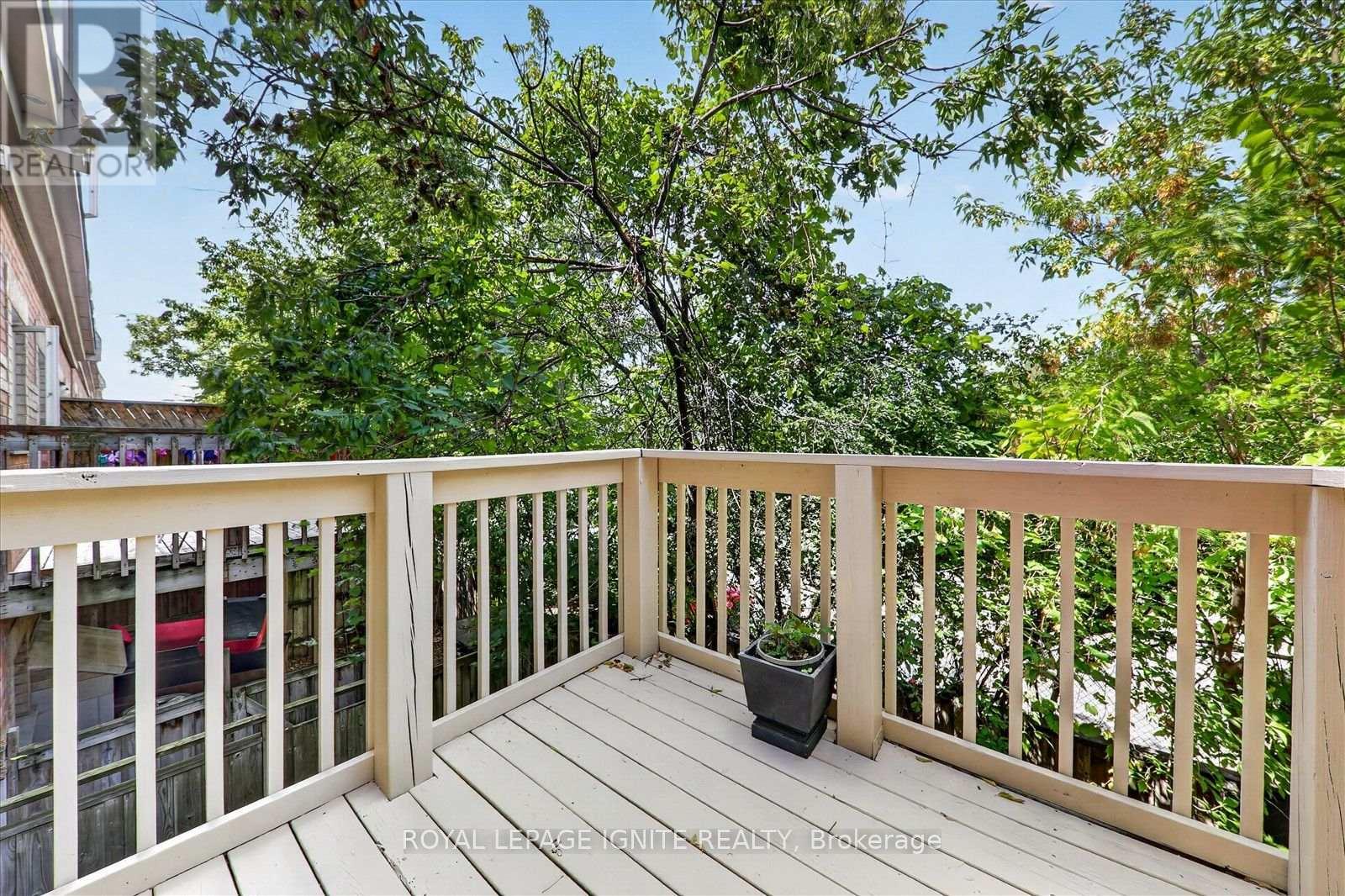 #9 8032 KIPLING AVENUE - 19