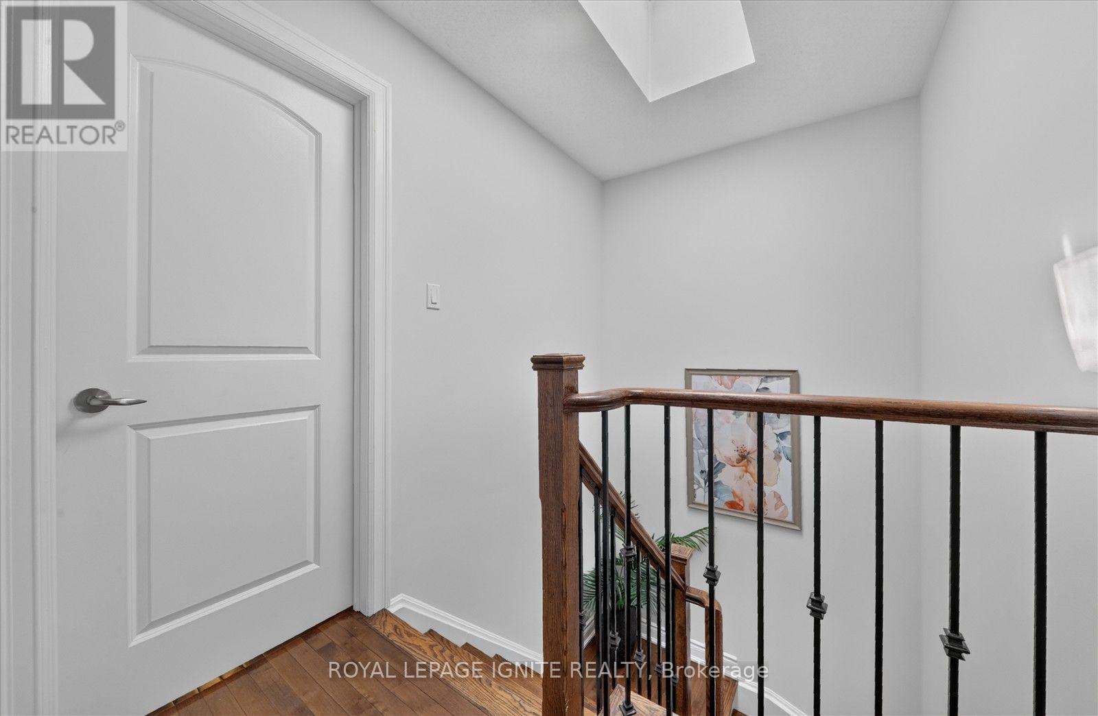 #9 8032 KIPLING AVENUE - 22