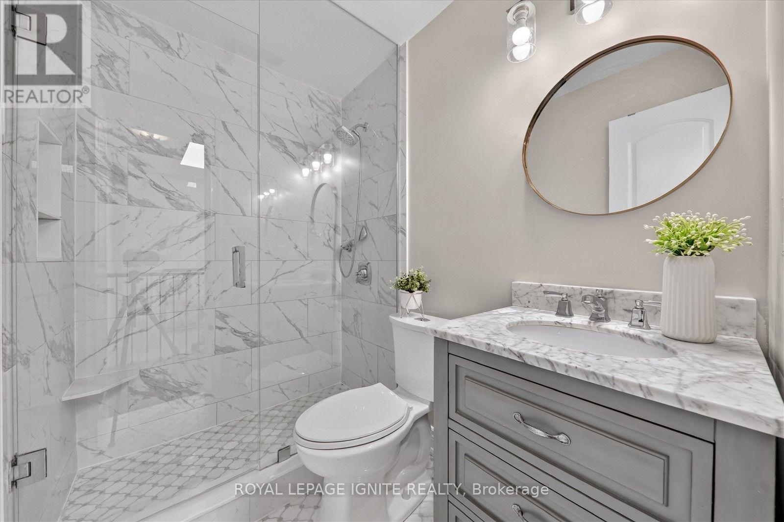 #9 8032 KIPLING AVENUE - 31