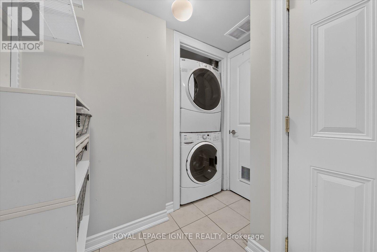 #9 8032 KIPLING AVENUE - 38