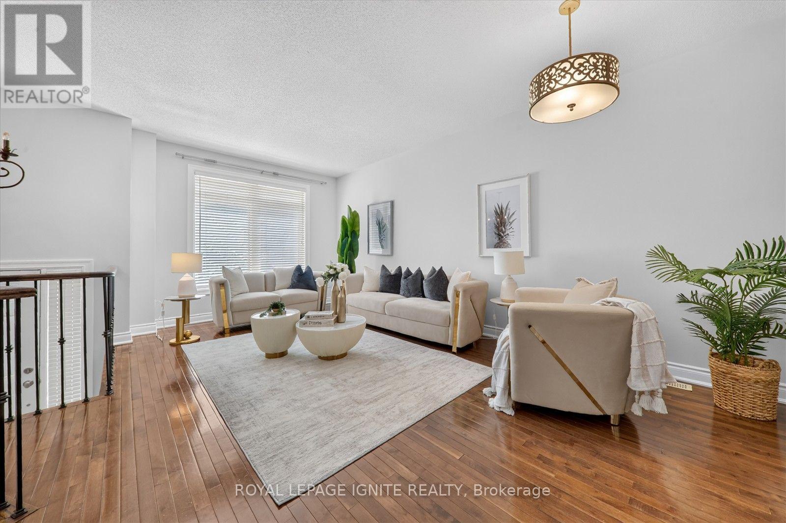 #9 8032 KIPLING AVENUE - 8