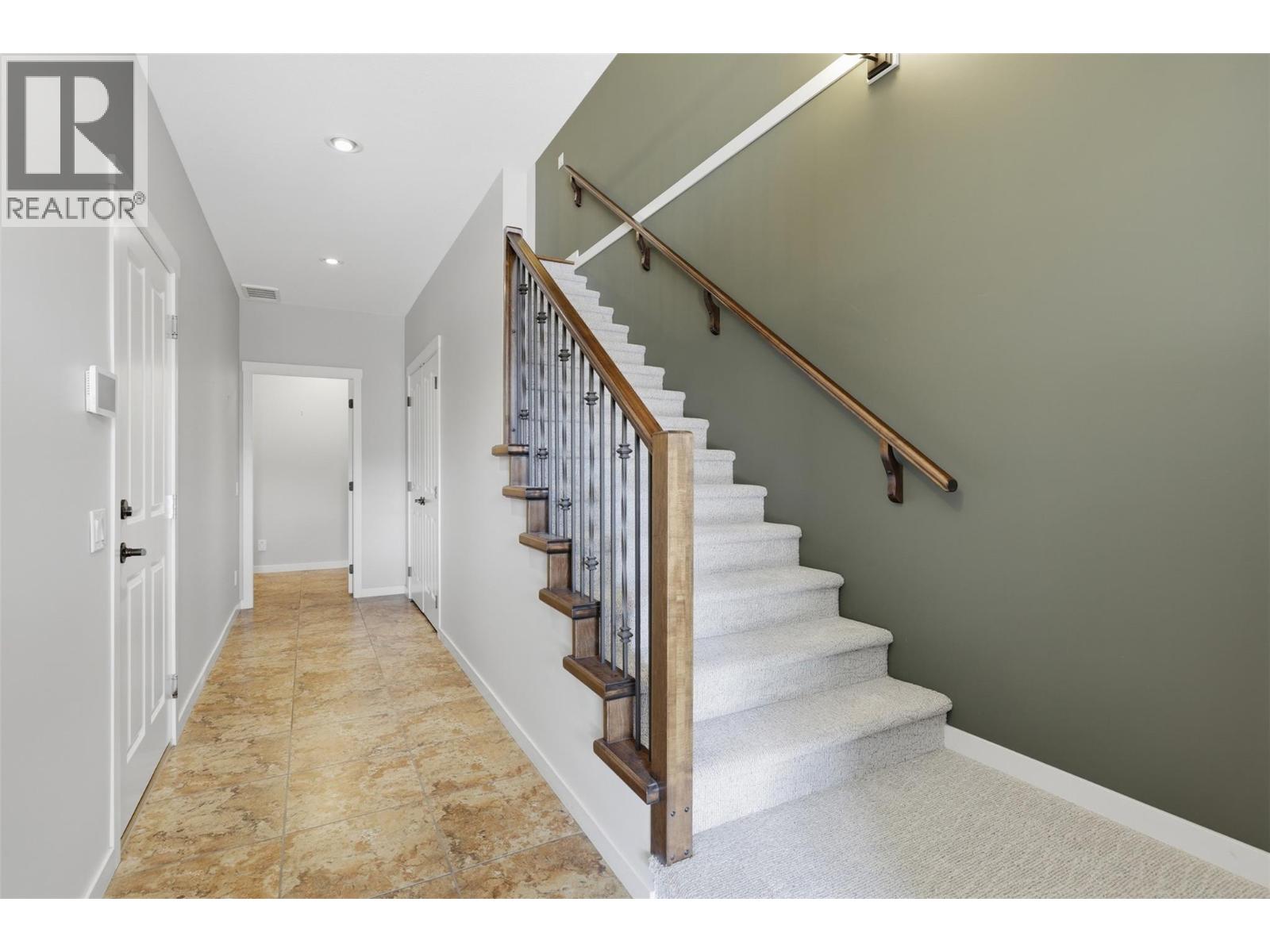 1637 GOLF RIDGE Way - Image 39