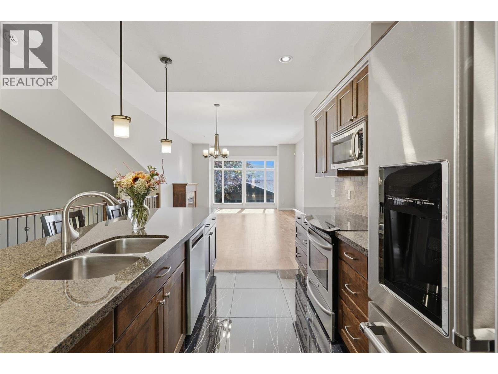 1637 GOLF RIDGE Way - Image 9