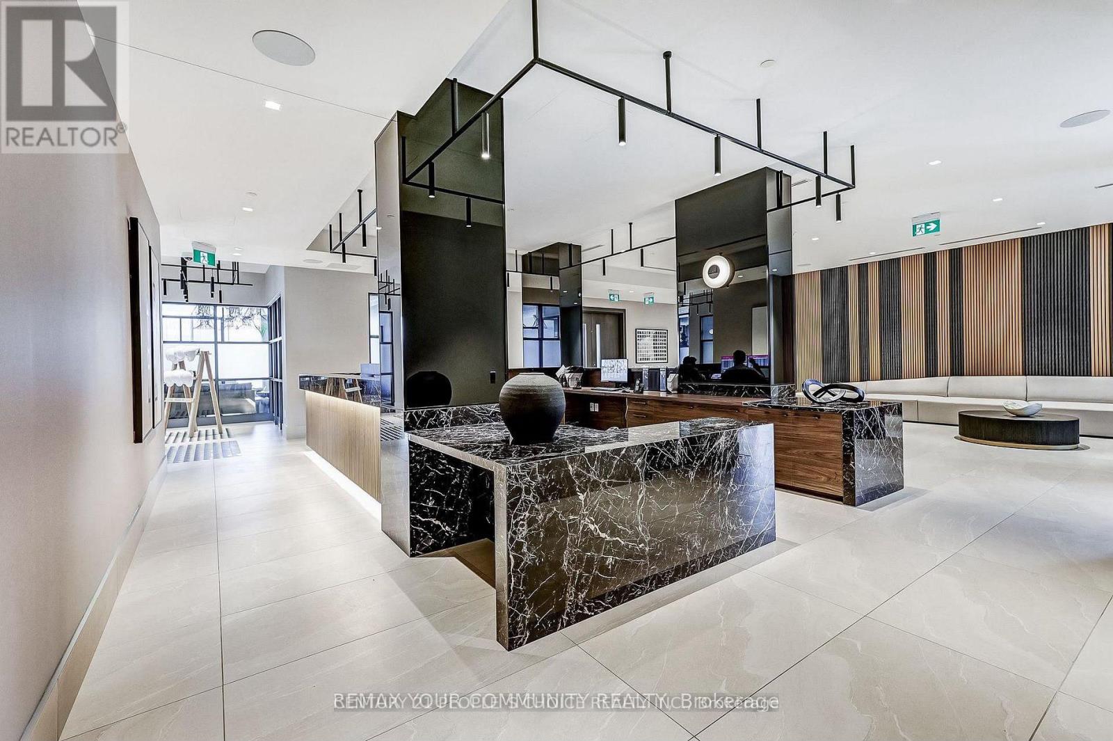 #306 2545 SIMCOE STREET N - Image 3