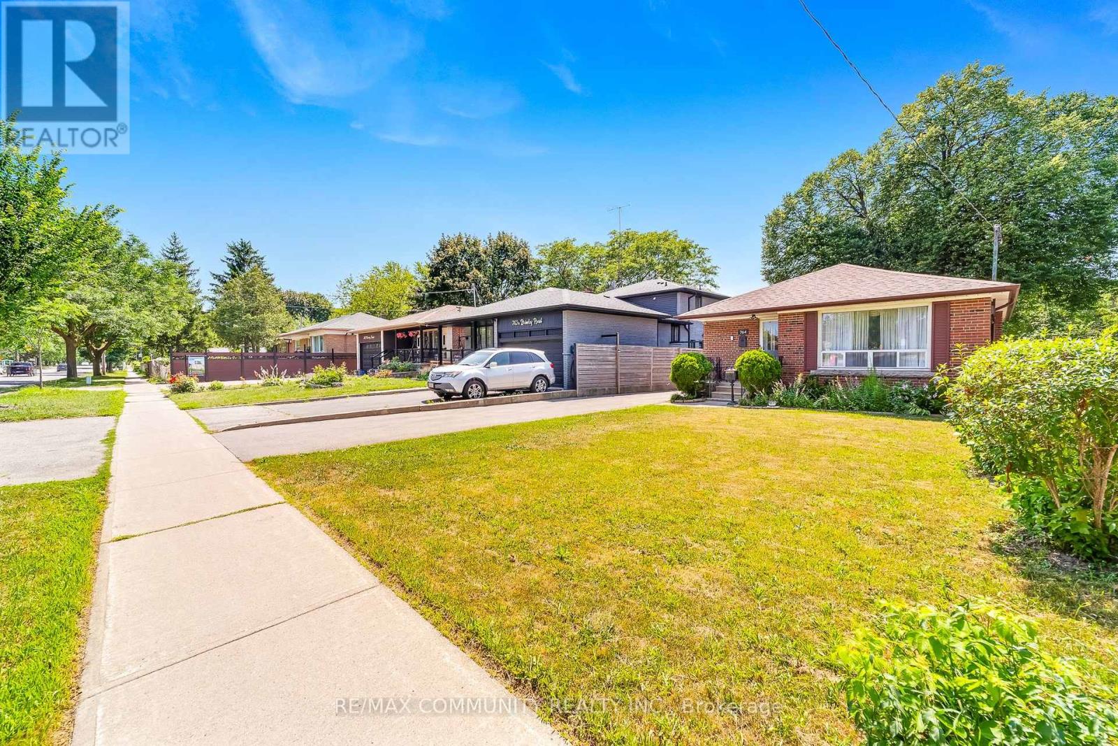 764 BRIMLEY ROAD - 3