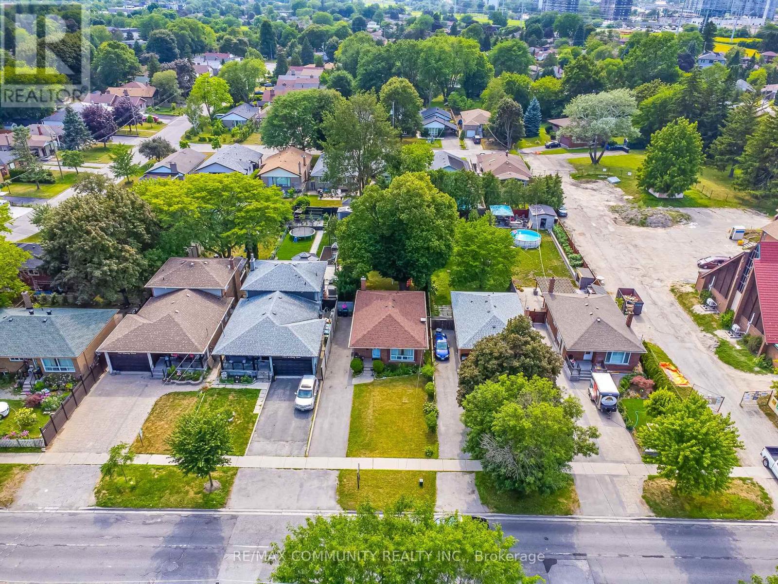 764 BRIMLEY ROAD - 45