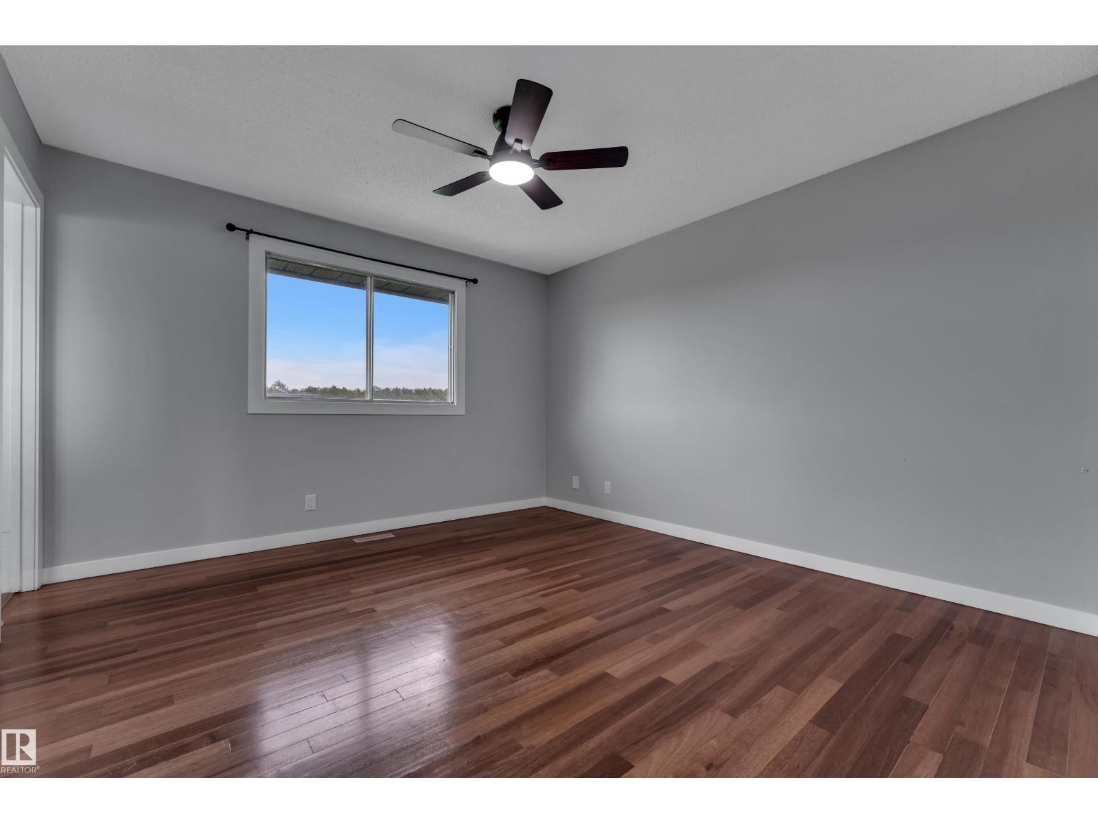 #217 51561 RGE ROAD 224 - 25