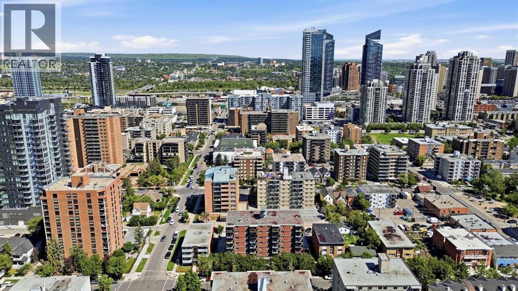 #203 1236 15 Avenue SW - 32