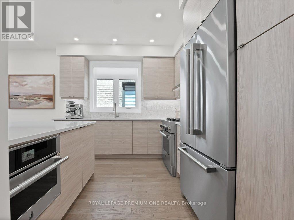6 BYBLOS COURT - Image 13