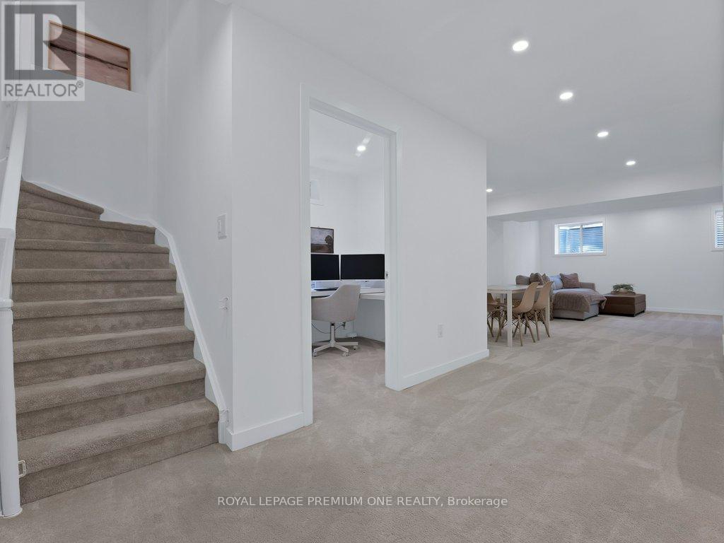 6 BYBLOS COURT - Image 23