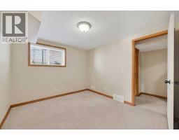 359 Rocky Ridge Drive Nw, Calgary, AB T3G4X3 Photo 35