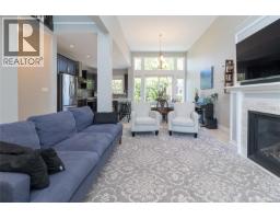 Bedroom - 920 Snowdrop Ave, Saanich, BC V8Z2N4 Photo 7
