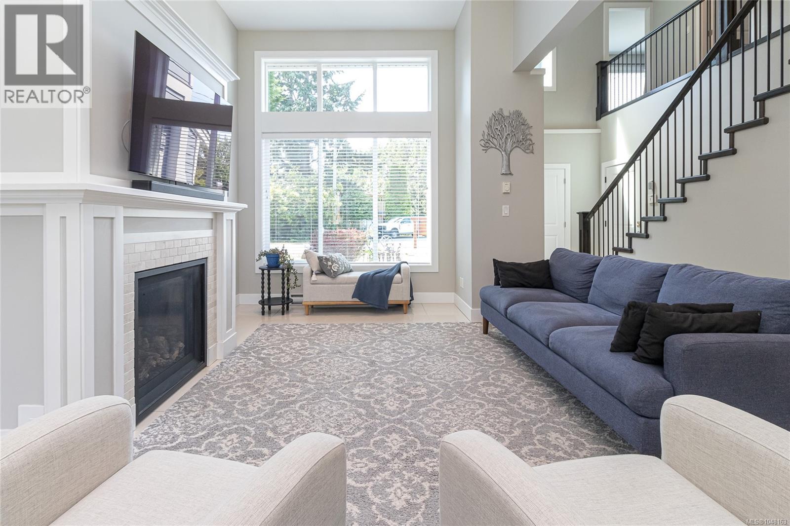 920 Snowdrop Ave, Saanich - Image 1