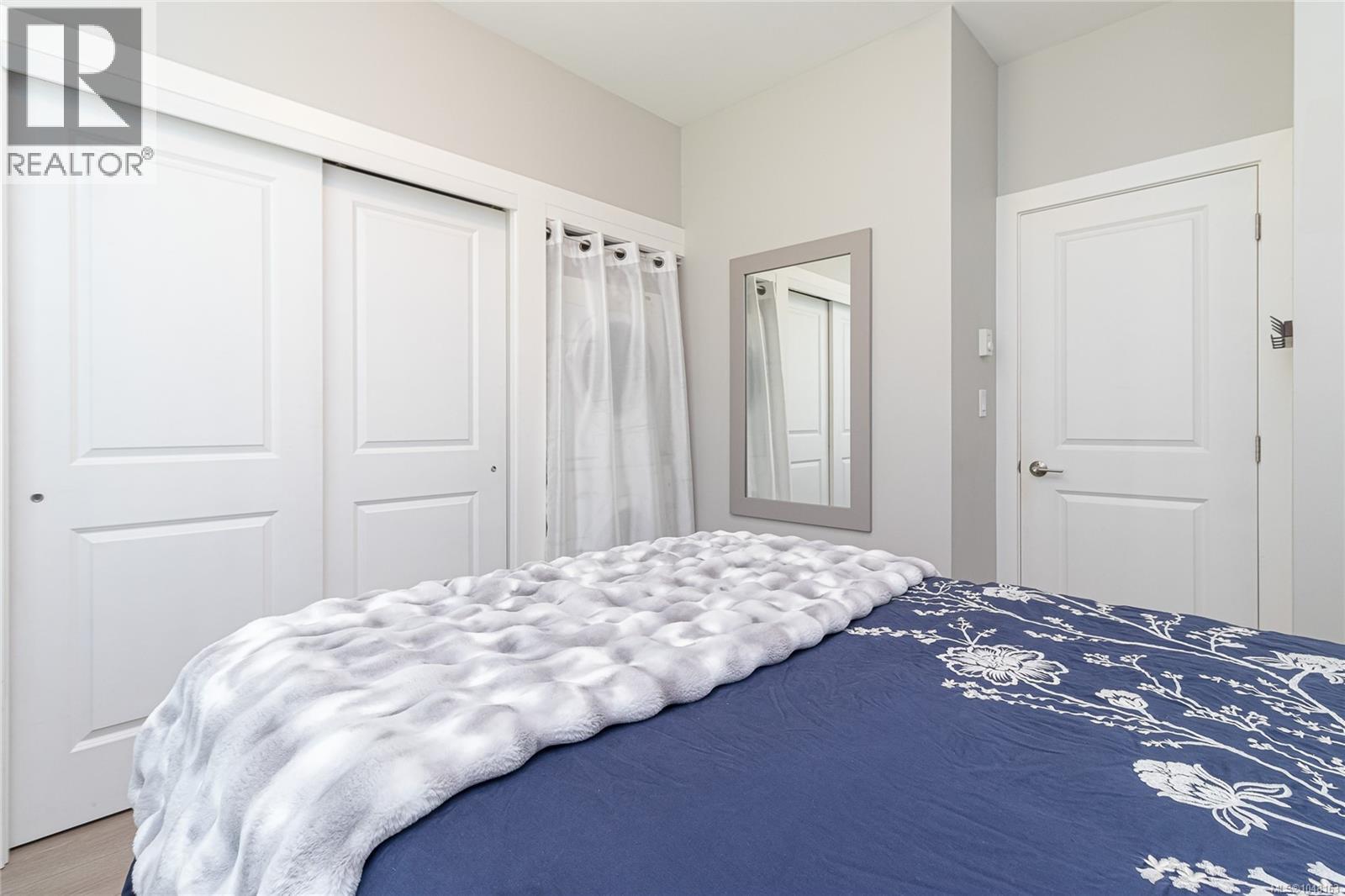 920 Snowdrop Ave, Saanich - Image 1