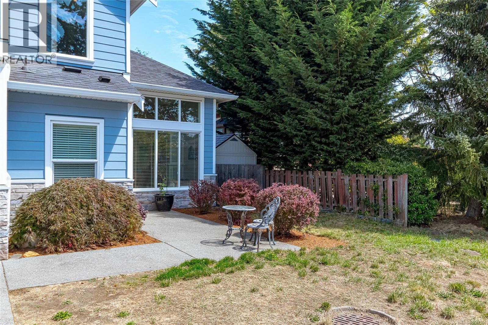920 Snowdrop Ave, Saanich - Image 1