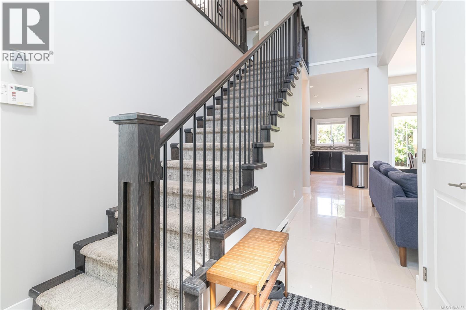 920 Snowdrop Ave, Saanich - Image 1
