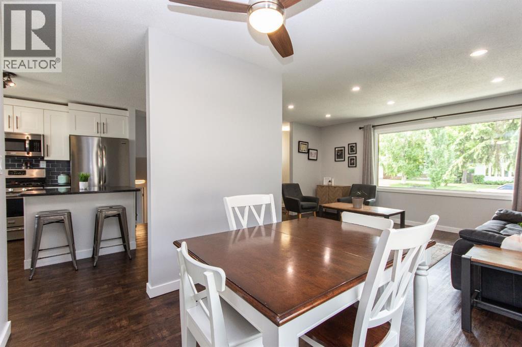 Listing photo – 98 Baird Street, Red Deer